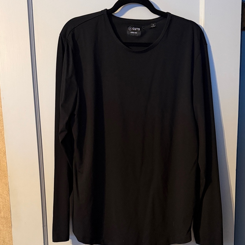 Cuts Clothing Classic Black Long Sleeve Tee